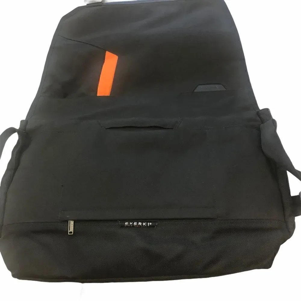 Everki Messenger Carrying Case, EKS618